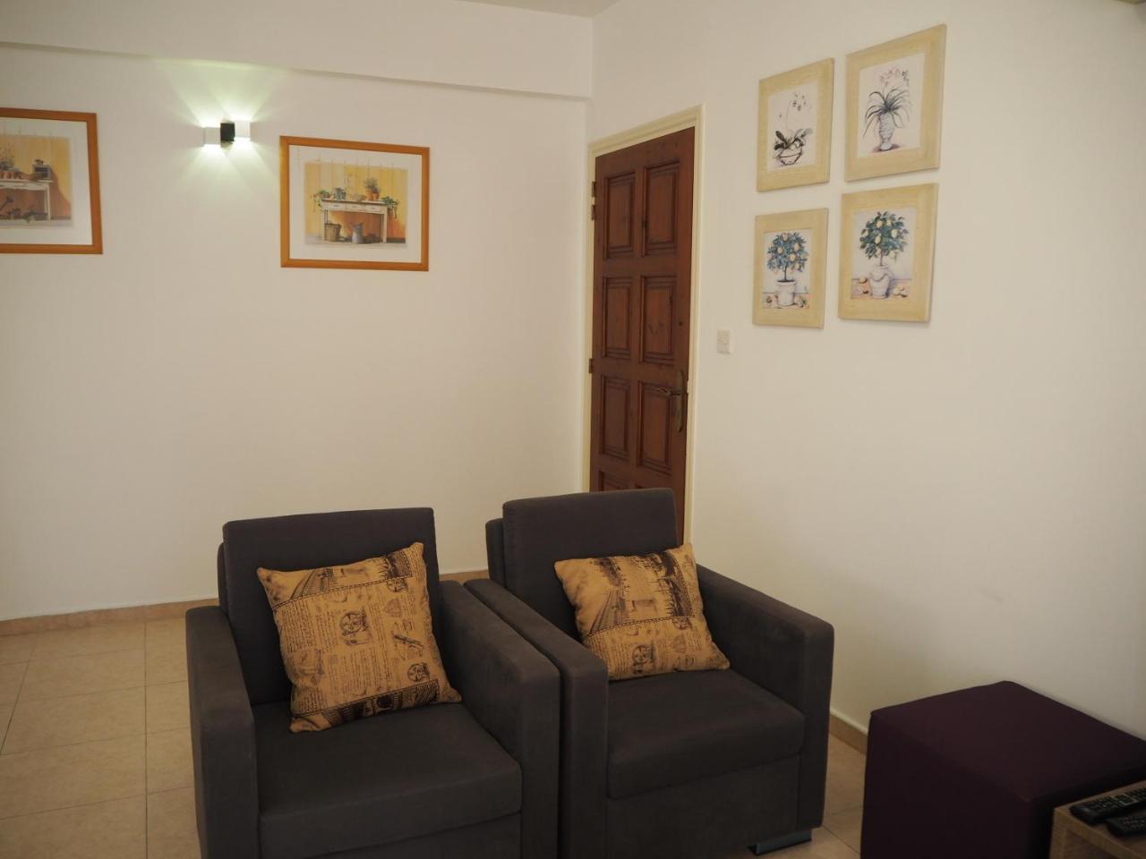 Sirena Sunrise Prestige Apartments Paphos Exterior photo
